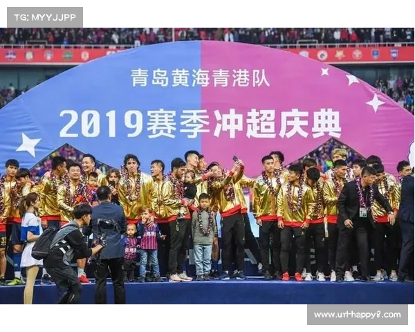 港超杰志官方宣布青岛海牛的中国香港中场黄皓隽加盟。